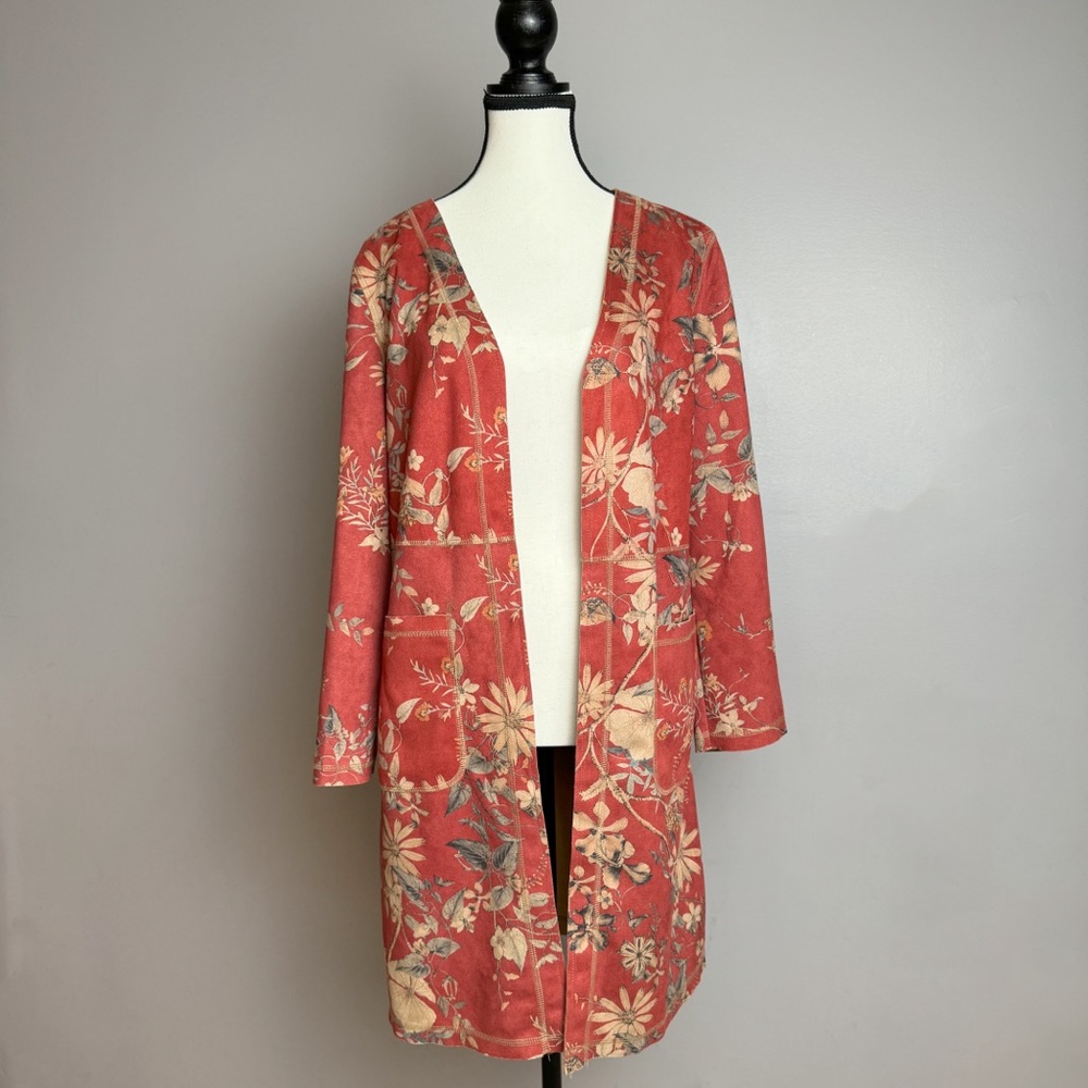 Solitaire/Anthologie red floral faux suede open front kimono/ cardigan size m